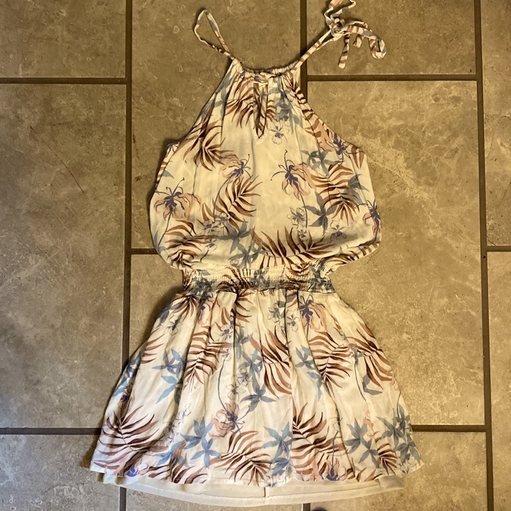 Perfect vacation dress!  Never worn….love…just too short for me